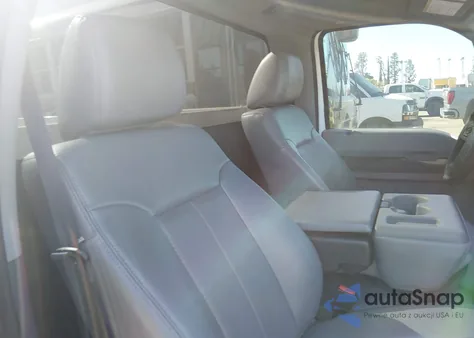 2016 Ford F-350 Chassis z USA, uszkodzony, nr VIN 1FDRF3G68GEC86660